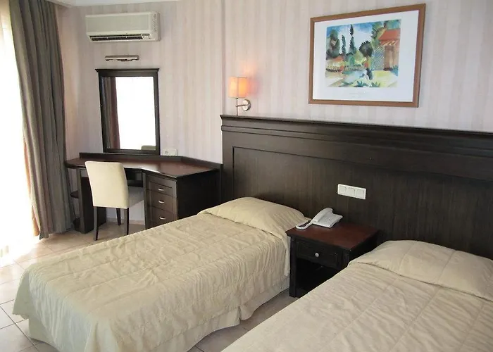 Ideal Pearl - Adult Only Hotel 4*