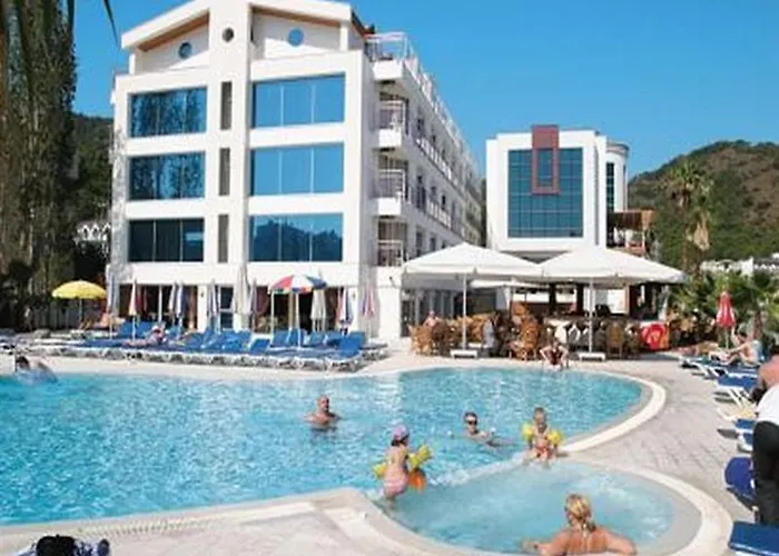 Ideal Pearl - Adult Only Hotel