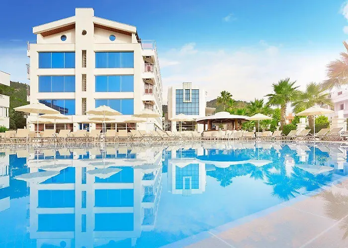 Ideal Pearl - Adult Only Marmaris