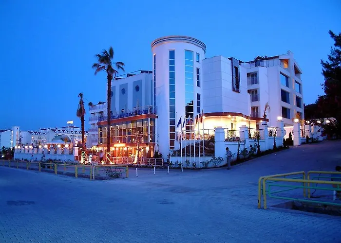 Ideal Pearl - Adult Only 4*