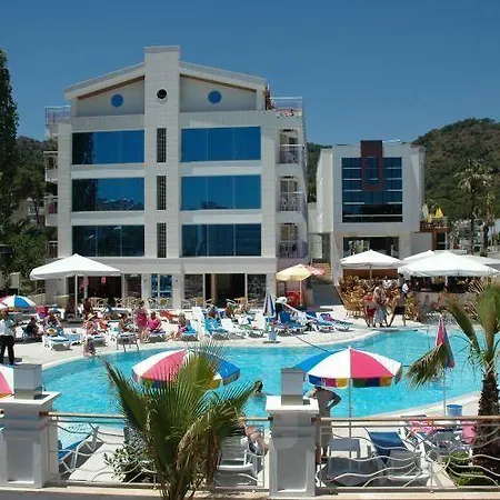 Ideal Pearl - Adult Only