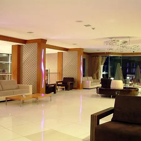 Ideal Pearl - Adult Only 4*