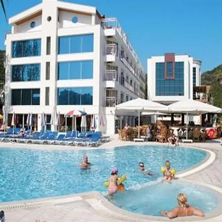 Ideal Pearl - Adult Only Otel