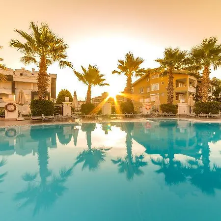 Ideal Pearl - Adult Only Marmaris